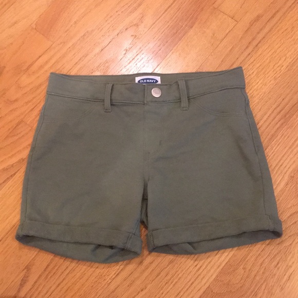 Floral and Green Shorts - Picture 5 of 7